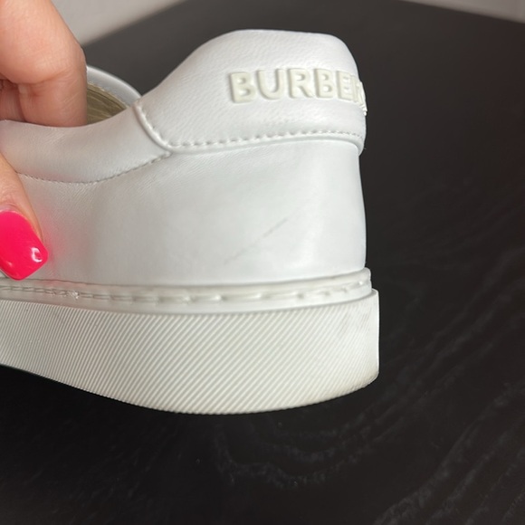 EUC Burberry women’s Salmond slip on- size 36.5 (6 1/2) - Picture 5 of 6